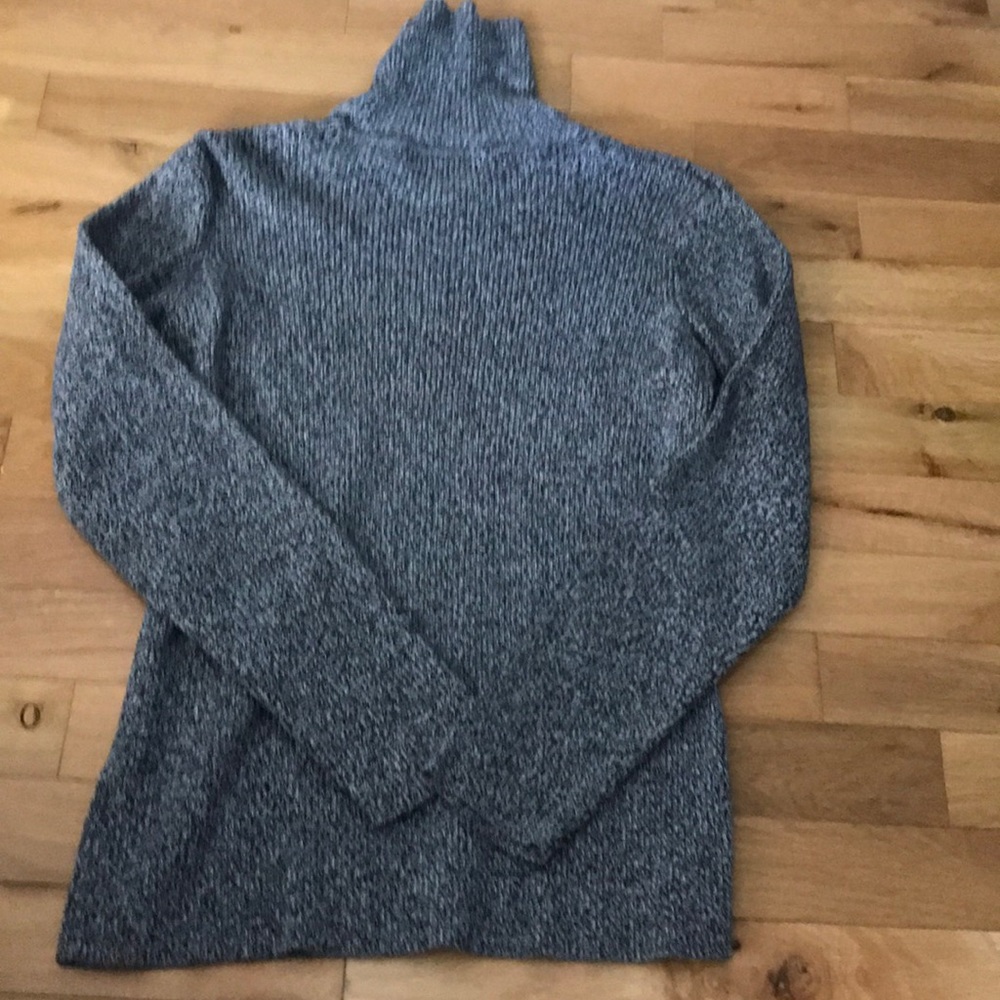 Liz Claiborne sweater